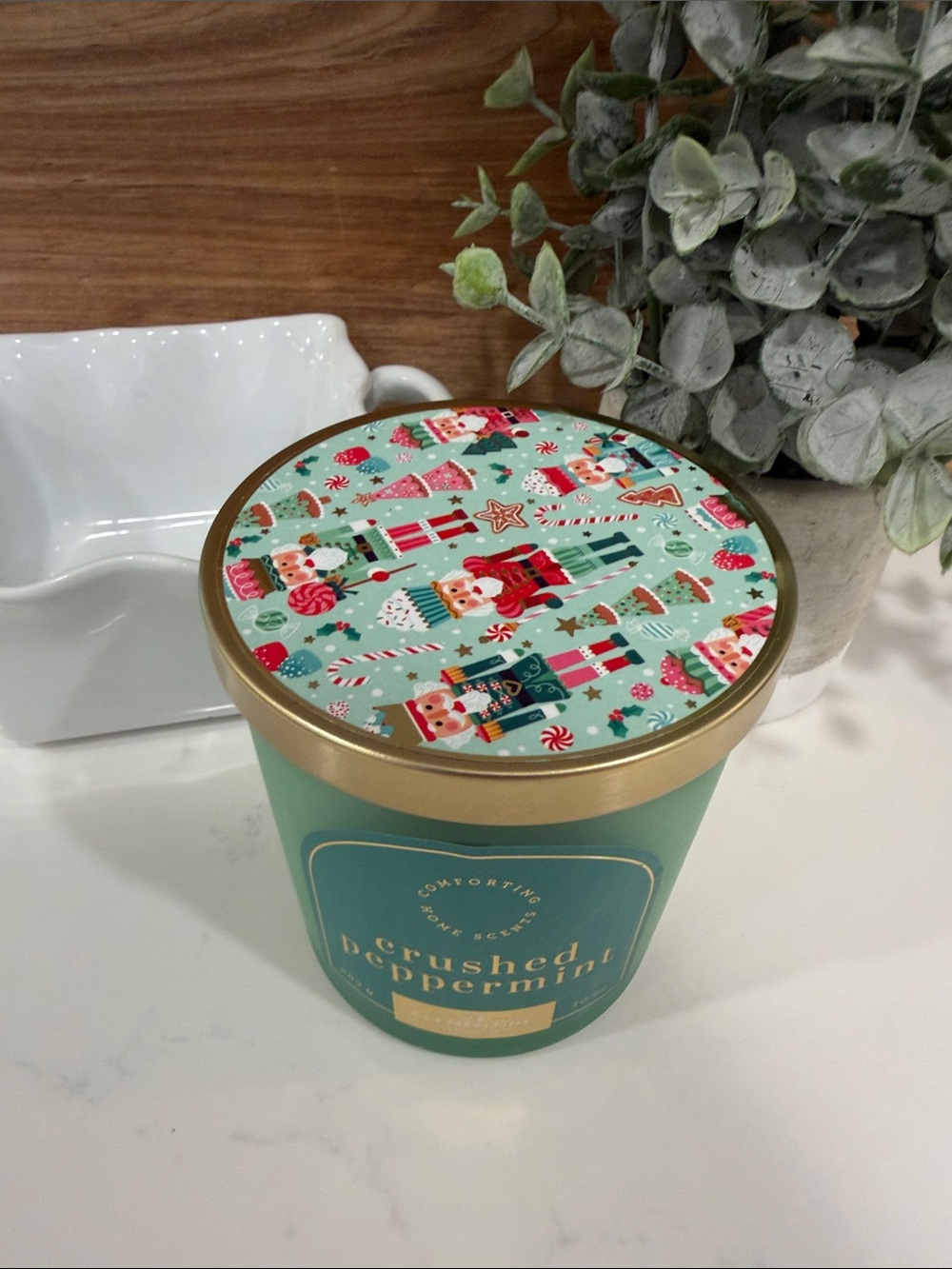 Crushed Peppermint Scented Candle - Mint Green 10oz